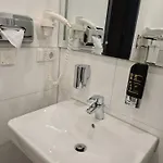 Starton Am Village מלון אינגולשטאט