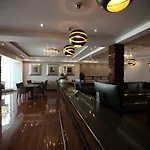 Starton Am Village מלון 3*