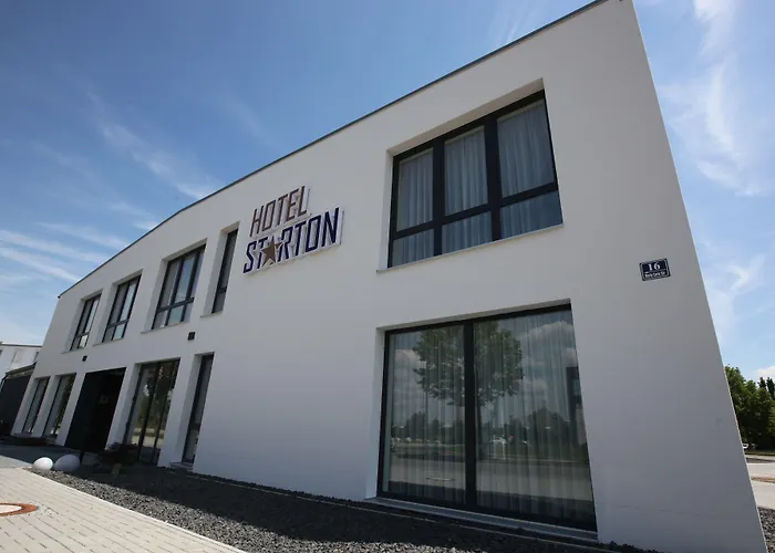 Starton Am Village 3*