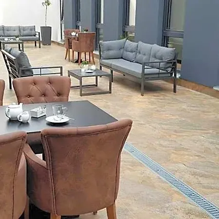 Hotel Starton Am Village 3*
